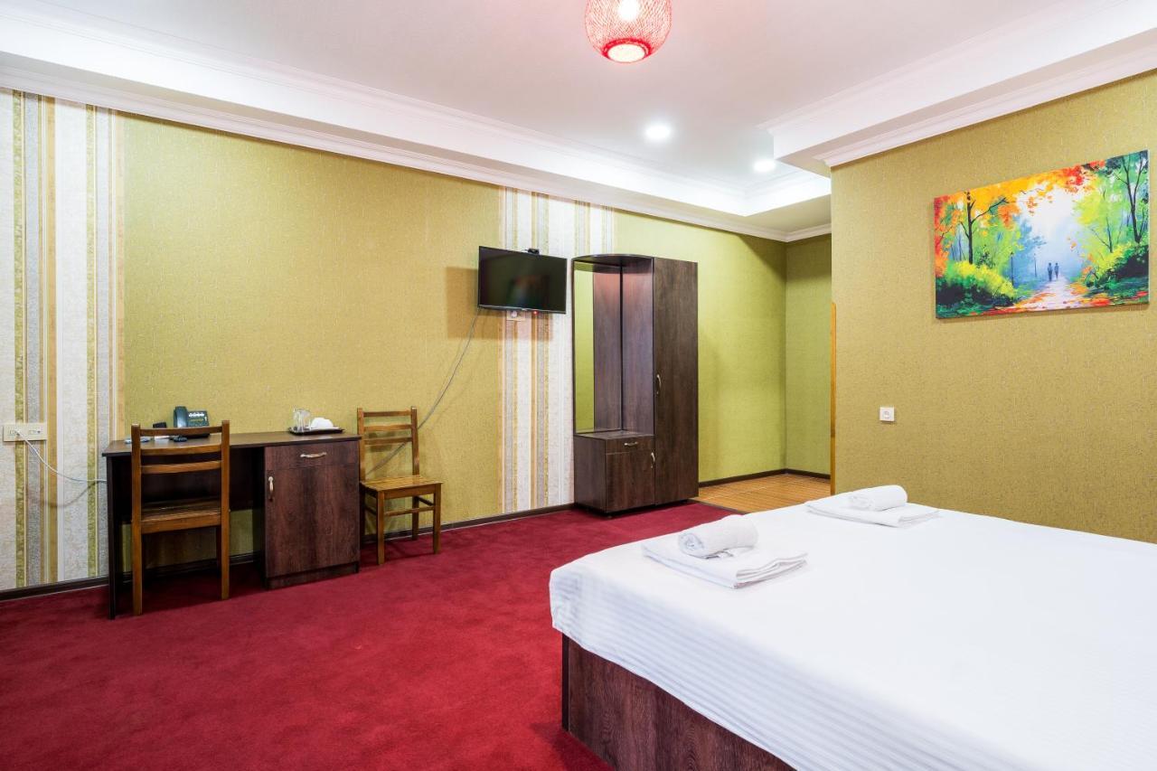 Georgian House Hotel Kutaisi Luaran gambar