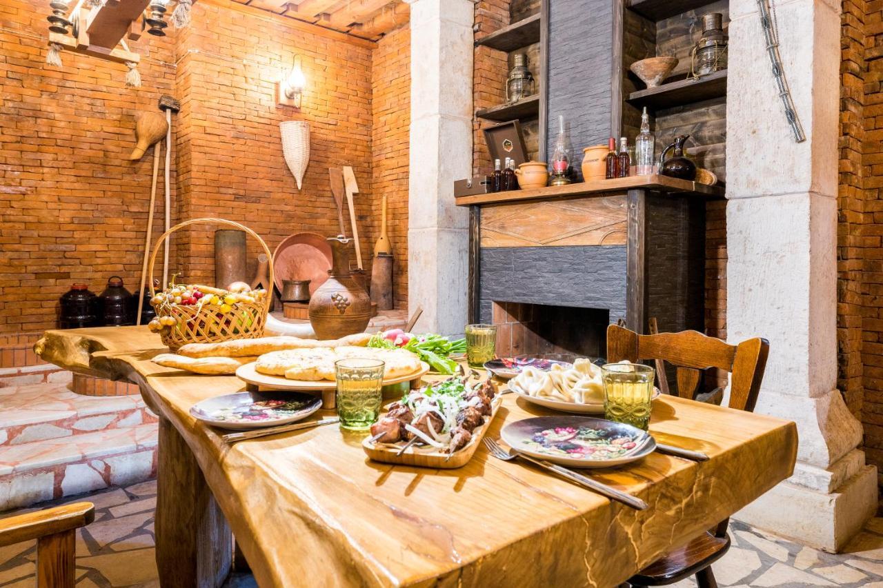 Georgian House Hotel Kutaisi Luaran gambar
