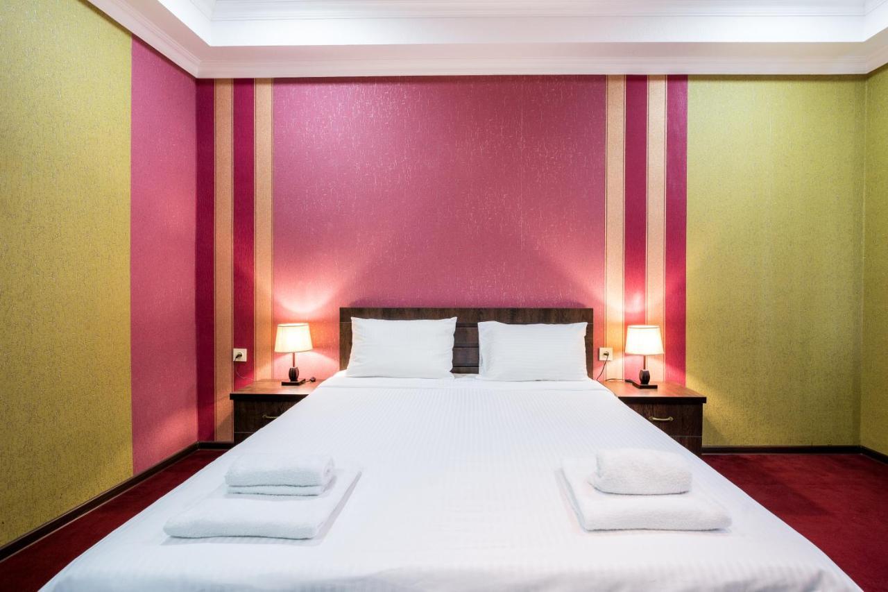 Georgian House Hotel Kutaisi Luaran gambar