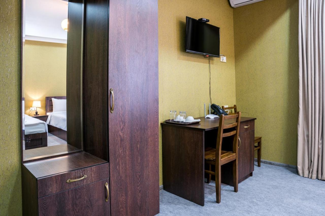 Georgian House Hotel Kutaisi Luaran gambar
