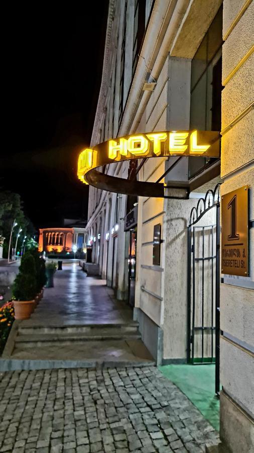 Georgian House Hotel Kutaisi Luaran gambar